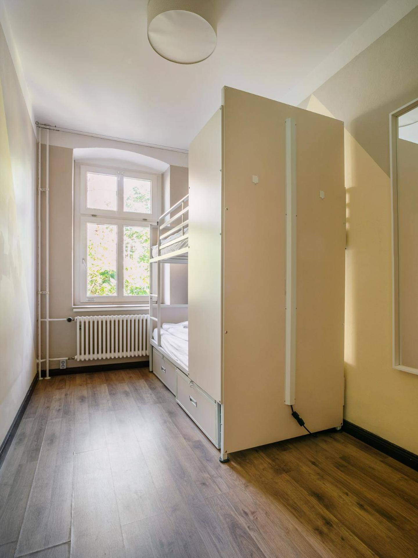 Twin Room (bunk beds),1548449920:JPEG